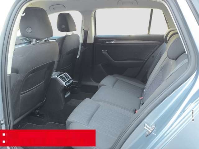 Skoda Superb Combi 1.4 TSI DSG Style iV VOLL-LED NAVI PDC