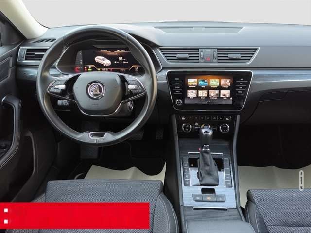 Skoda Superb Combi 1.4 TSI DSG Style iV VOLL-LED NAVI PDC