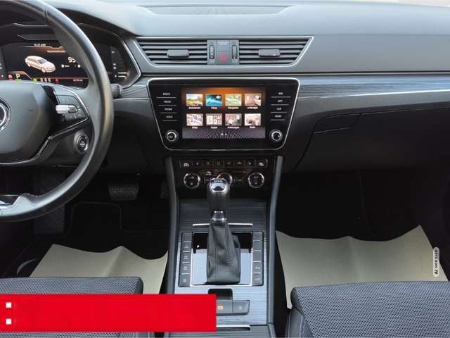 Skoda Superb Combi 1.4 TSI DSG Style iV VOLL-LED NAVI PDC