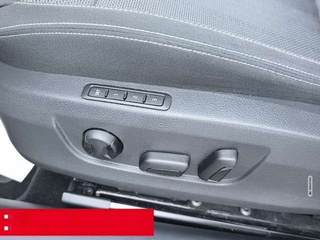 Skoda Superb Combi 1.4 TSI DSG Style iV VOLL-LED NAVI PDC