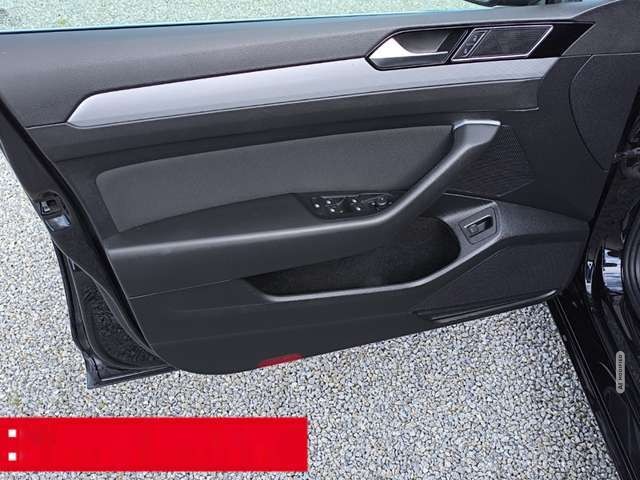 Volkswagen Passat Variant 2.0 TDI DSG Business AHK NAVI PDC