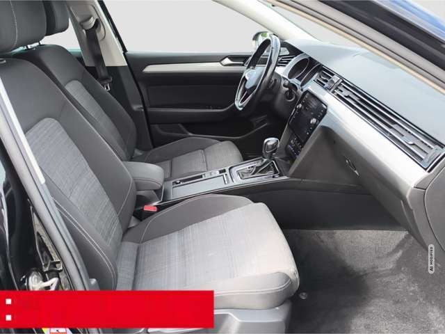 Volkswagen Passat Variant 2.0 TDI DSG Business AHK NAVI PDC