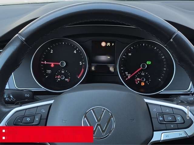 Volkswagen Passat Variant 2.0 TDI DSG Business AHK NAVI PDC