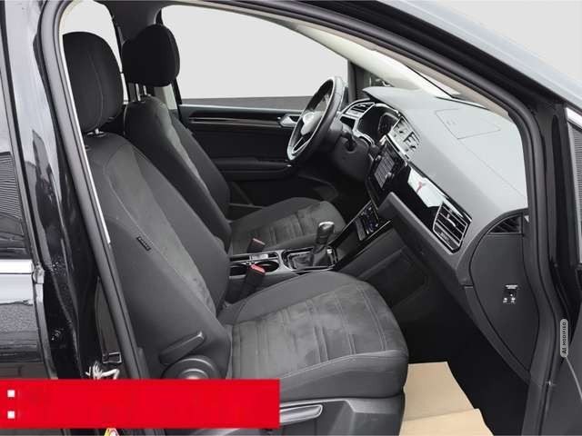 Volkswagen Touran 1.5 TSI DSG Highline ACC PDC SHZ