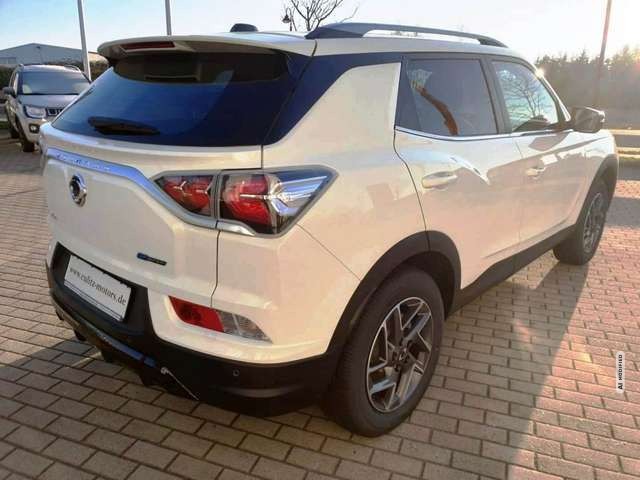 Ssangyong Korando E-Motion Bronze (CW)