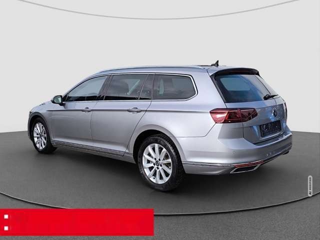 Volkswagen Passat Variant 2.0 TDI DSG Elegance AHK NAVI RFK