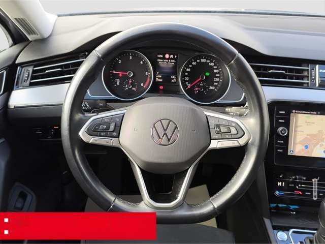 Volkswagen Passat Variant 2.0 TDI DSG Elegance AHK NAVI RFK