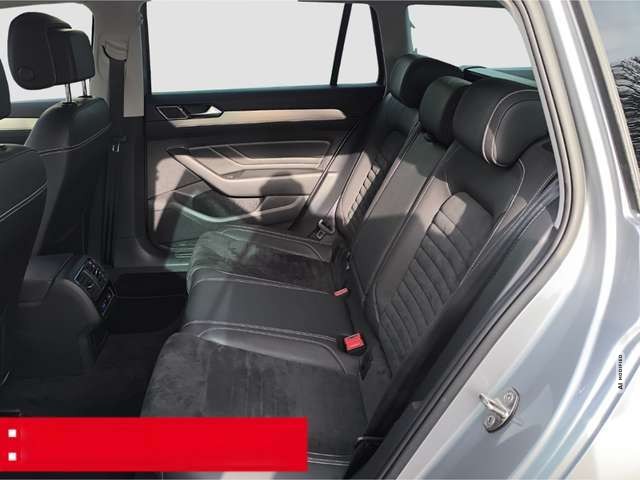 Volkswagen Passat Variant 2.0 TDI DSG Elegance AHK NAVI RFK