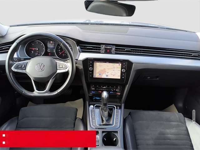 Volkswagen Passat Variant 2.0 TDI DSG Elegance AHK NAVI RFK
