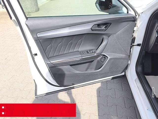 Cupra Formentor 1.4 e-Hybrid DSG NAVI PARK-ASSIST RFK