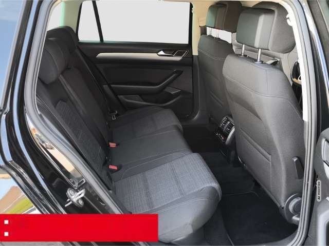 Volkswagen Passat Variant 2.0 TDI DSG Business AHK NAVI LED