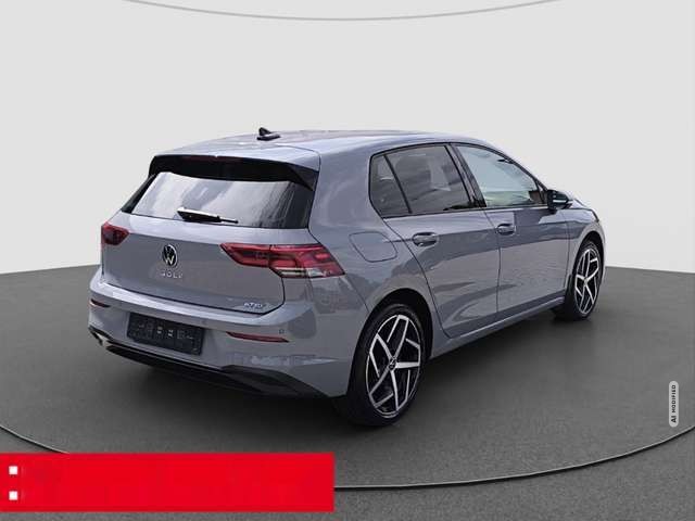 Volkswagen Golf 8 Lim. eTSI DSG Life AHK NAVI RFK