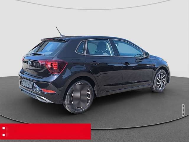 Volkswagen Polo VI 1.0 TSI Life LED PDC RFK
