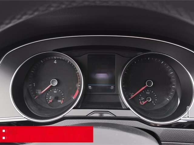 Volkswagen Passat Variant 1.5 TSI DSG Business AHK NAVI LED