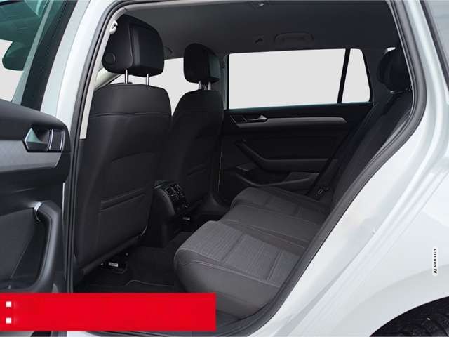 Volkswagen Passat Variant 1.5 TSI DSG Business AHK NAVI LED