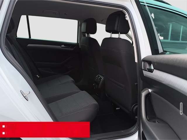 Volkswagen Passat Variant 1.5 TSI DSG Business AHK NAVI LED