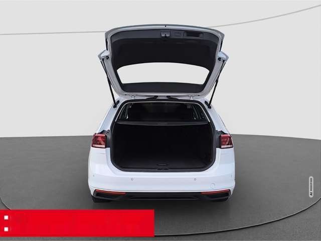 Volkswagen Passat Variant 1.5 TSI DSG Business AHK NAVI LED