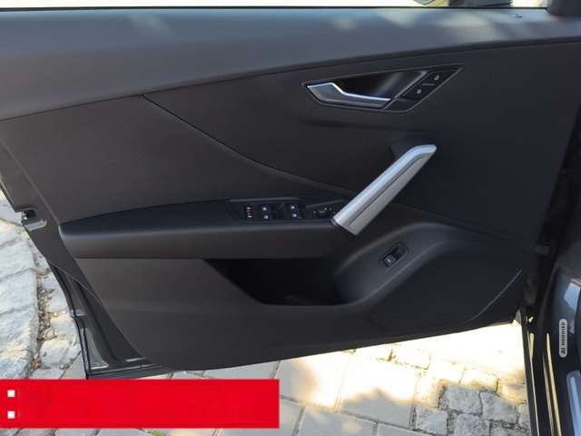 Audi Q2 35 TFSI advanced MATRIX-LED RFK PDC