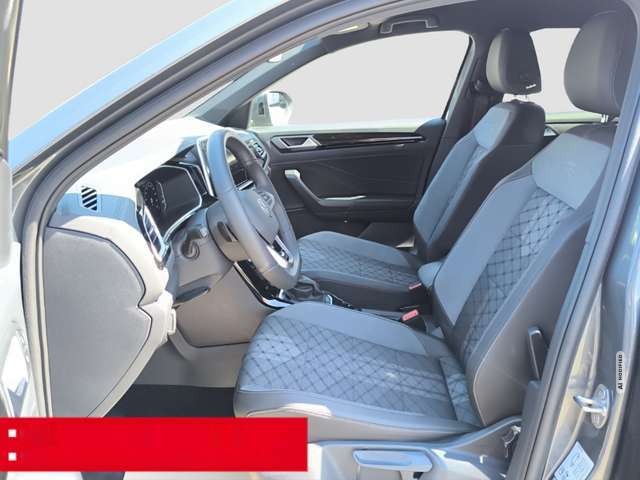 Volkswagen T-Roc 1.5 TSI DSG R-Line LED PARK-ASSIST RFK