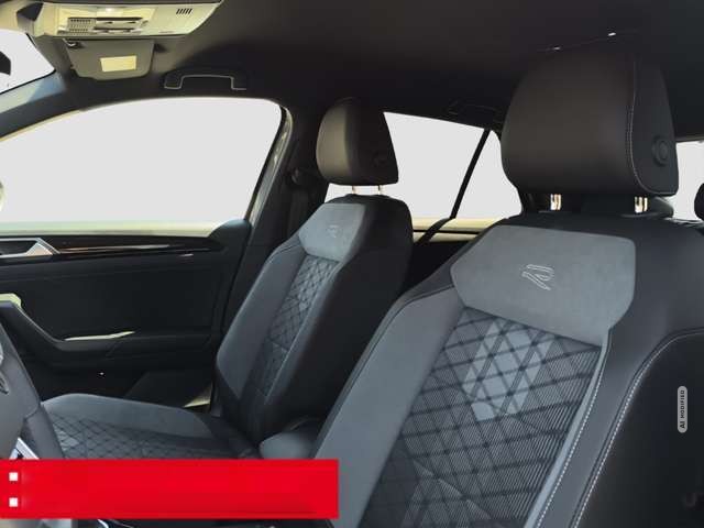 Volkswagen T-Roc 1.5 TSI DSG R-Line LED PARK-ASSIST RFK