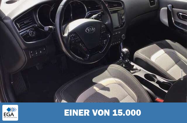 Kia cee'd / Ceed Dream Team Premium+ 8 fach Bereift 73 kW (99 PS...