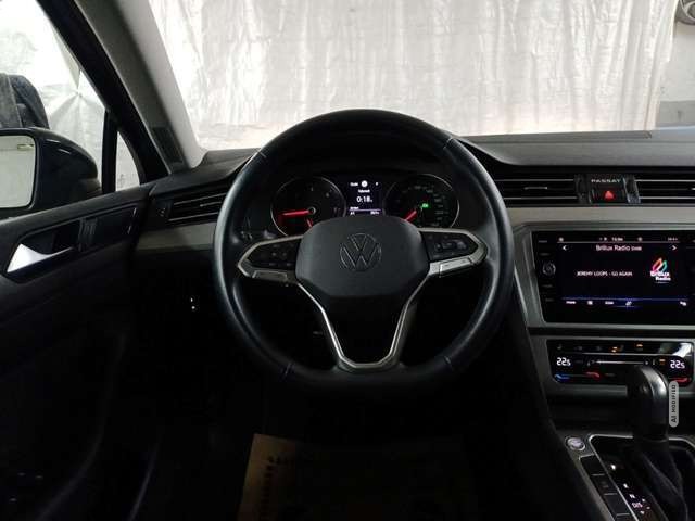 Volkswagen Passat 2.0TDI Business LED NAVI KAMERA CARPLAY