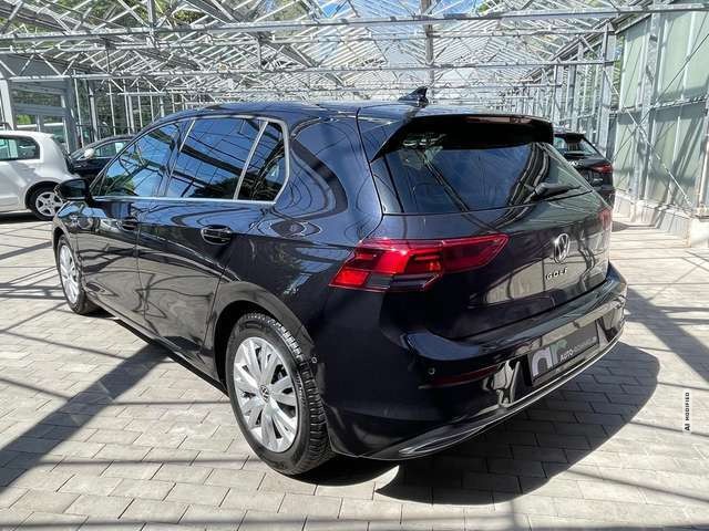 Volkswagen Golf VIII 2.0 TSI DSG Style AHK LED Assist Ergo