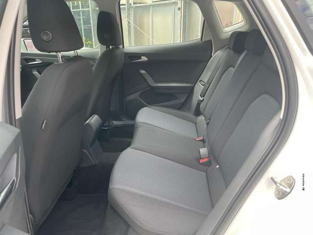 Seat Arona Style Edit. LED Nav DAB CarPlay SH Assist