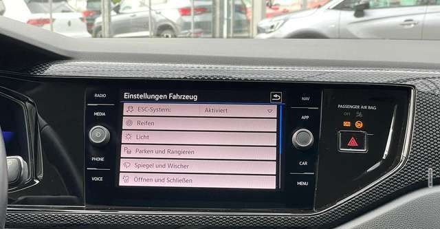 Volkswagen Taigo TSI DSG Life LED Navi Assist Sitzheiz 17
