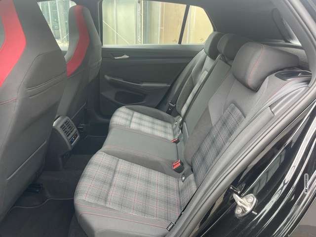 Volkswagen Golf 2.0 TSI GTI AHK Matrix CarPlay Pano Assist