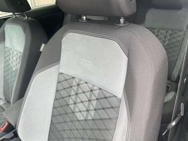 Volkswagen Taigo TSI R-Line DSG RFK Matrix CarPlay Assist