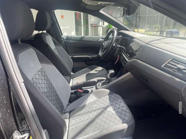 Volkswagen Taigo TSI R-Line DSG RFK Matrix CarPlay Assist