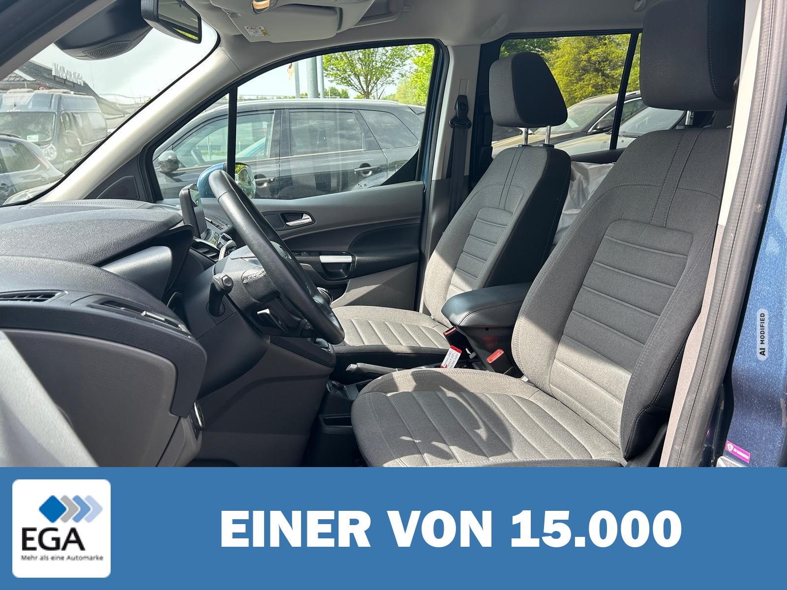 Ford Tourneo Connect Grand Titanium 1,5 l EcoBlue 8-fach*Pano*Android Auto*SHZ*Kamera