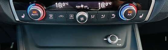 Audi Q3 Q3 1.5 TFSI elek.HK PDC v+h SHZG Virtual SideAss