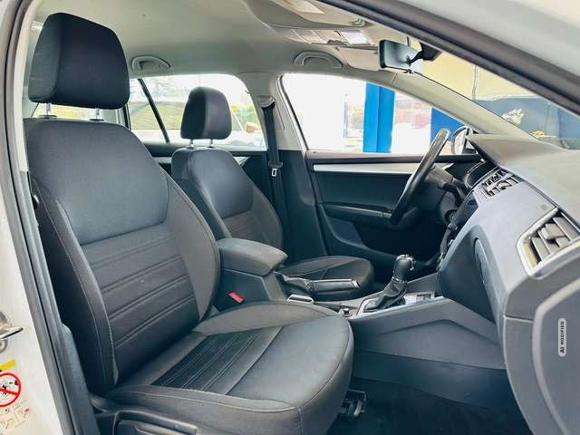 Skoda Octavia 1.5 TSI Ambition DSG SHZG PDC v+h CarPlay