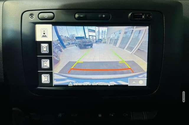 Dacia Duster 1.3 TCE Celebration 360Kam Navi Ass.-Pak