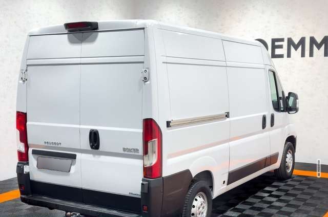 Peugeot Boxer Kasten Hochraum 330 L2H2*KAM*KLIMA*1HAND*