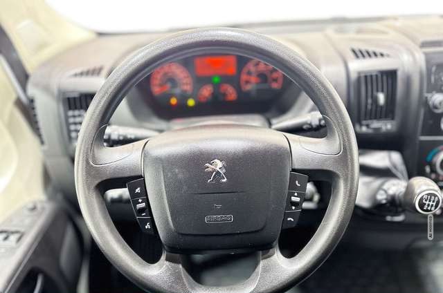 Peugeot Boxer Kasten Hochraum 330 L2H2*KAM*KLIMA*1HAND*