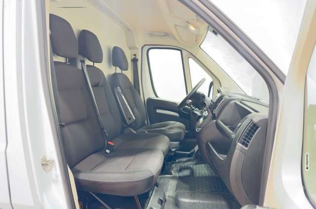 Peugeot Boxer Kasten Hochraum 330 L2H2*KAM*KLIMA*1HAND*