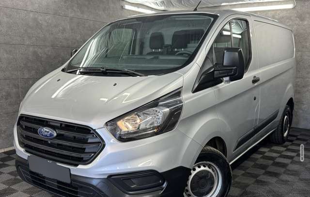 Ford Transit Custom 2.0 TDCI Kasten Klima*AHK*PDC* Klima Einparkhilfe