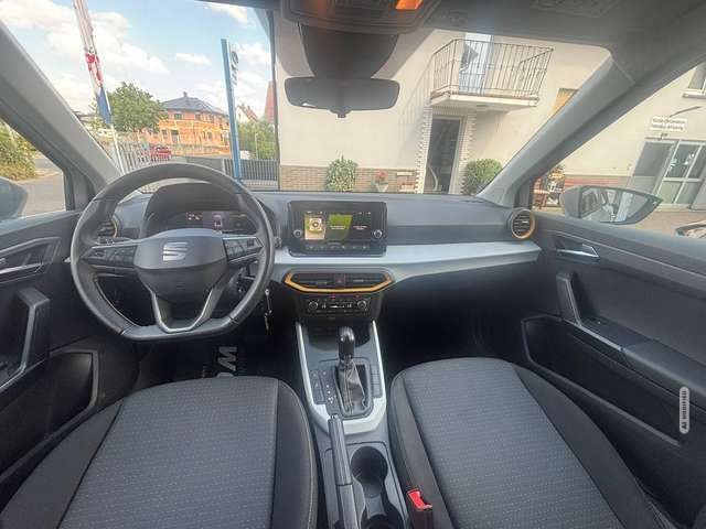 Seat Arona Style*DSG*LED*CARPLAY*SITZHEIZUNG*ALLWETTER