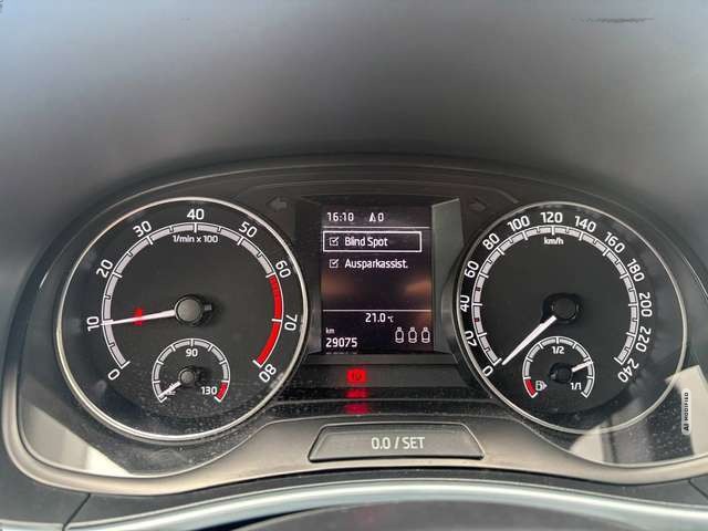 Skoda Fabia Ambition*Kombi*NAVIGATION*CARPLAY*SITZ-HZ*Tempomat