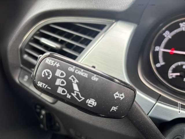 Skoda Fabia Ambition*Kombi*NAVIGATION*CARPLAY*SITZ-HZ*Tempomat