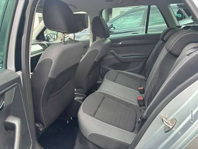 Skoda Fabia Ambition*Kombi*NAVIGATION*CARPLAY*SITZ-HZ*Tempomat