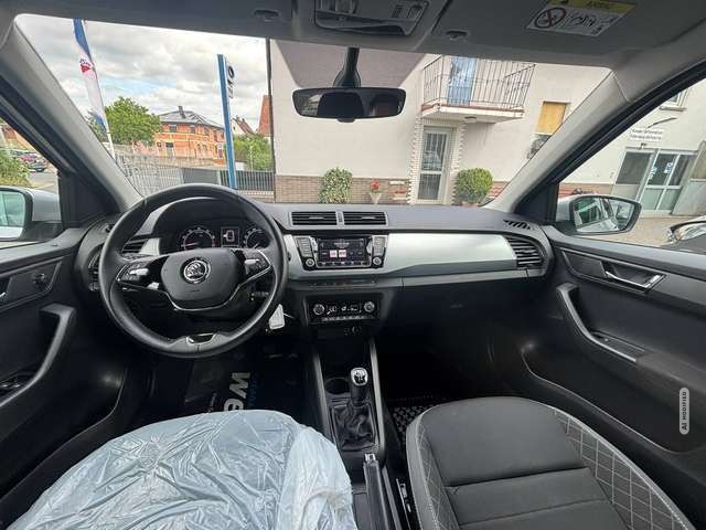 Skoda Fabia Ambition*Kombi*NAVIGATION*CARPLAY*SITZ-HZ*Tempomat