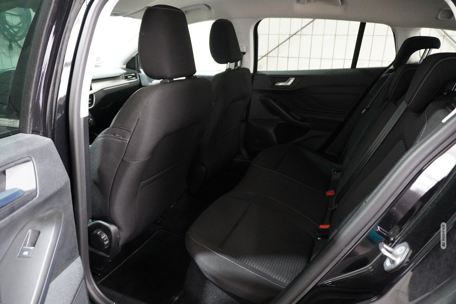 Ford Focus *Titanium X*LED*RFK*Winterpaket*Virtual*