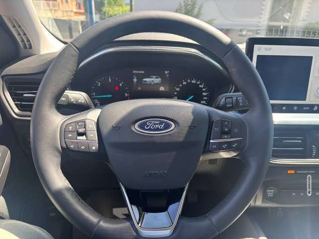 Ford Focus Kombi*Active*AUT.*KAMERA*NAV*CARPLAY*SYNC4*LED*...