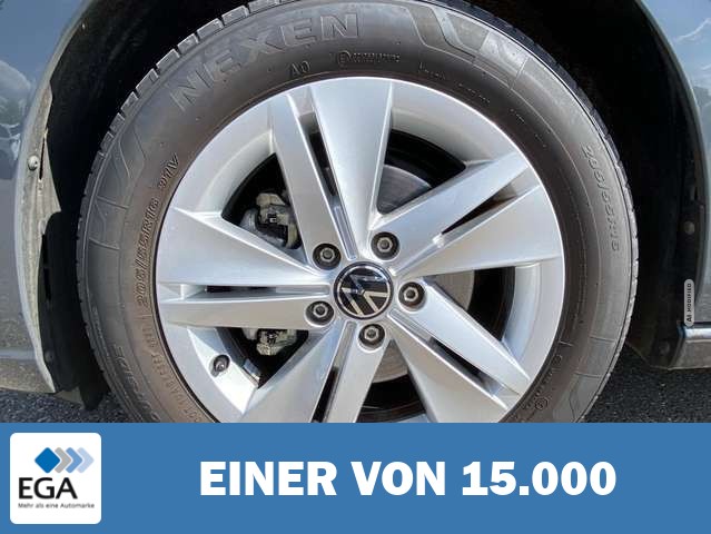 Volkswagen Golf Variant 1.5 TSI DSG STYLE APP-CONNECT+AHK+A