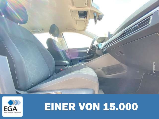 Volkswagen Golf Variant 1.5 TSI DSG STYLE APP-CONNECT+AHK+A
