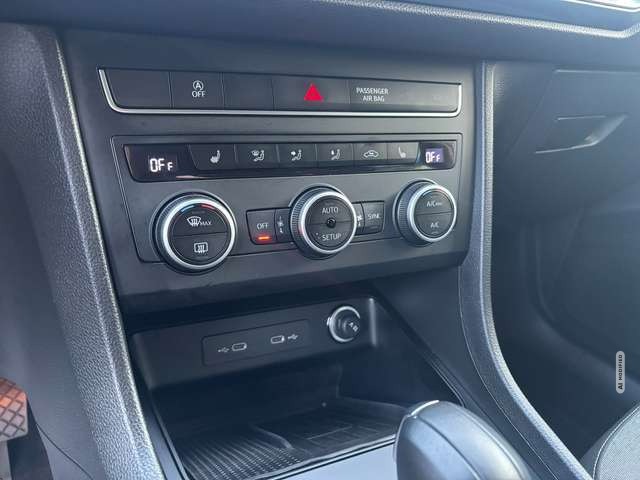 Seat Ateca Style*DSG*KAMERA*AHK*NAVI*BEATS*CARPLAY*ViCo.*LED